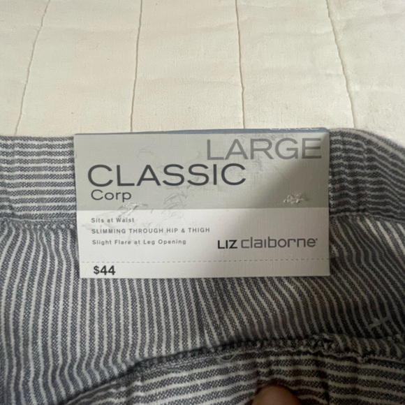 Liz Claiborne Linen Cotton Classic Striped Gray Capri Pants Large - Picture 3 of 13